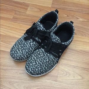 MIA Monochrome Knit Sneakers